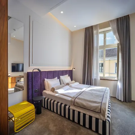 Hotel Maison Royale 4*