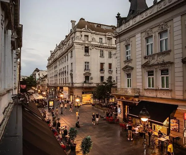 Ξενοδοχείο Maison Royale 4*