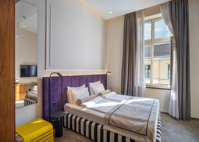 Hotel Maison Royale 4*